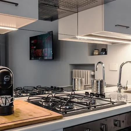 2-bedroom Gem Apartment